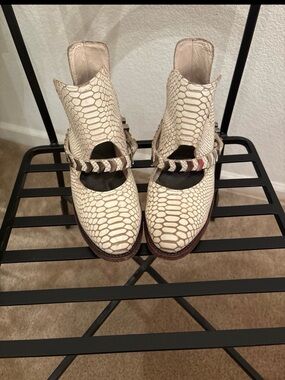 Freebird Cream Textured Mary Jane Booties